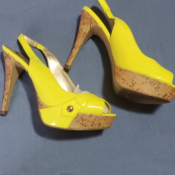 GUESS PEEP TOE SLINGBACK HIGH HEEL - Picture 4 of 10